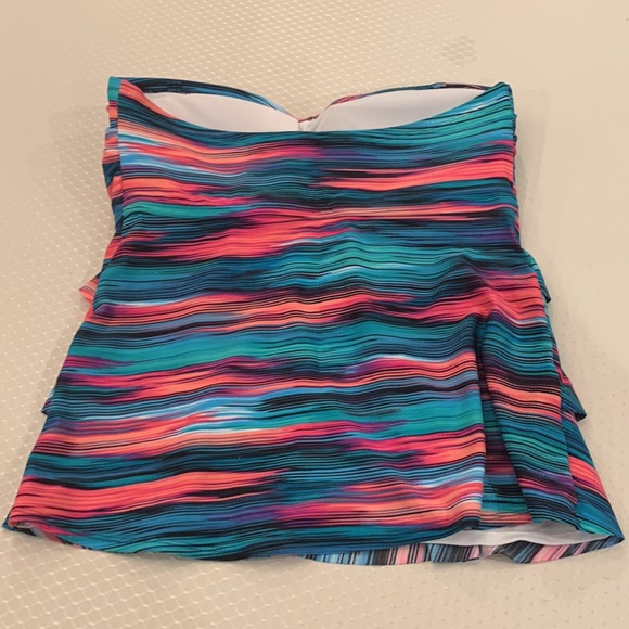 Pure Paradise Tankini Set - Picture 3 of 11